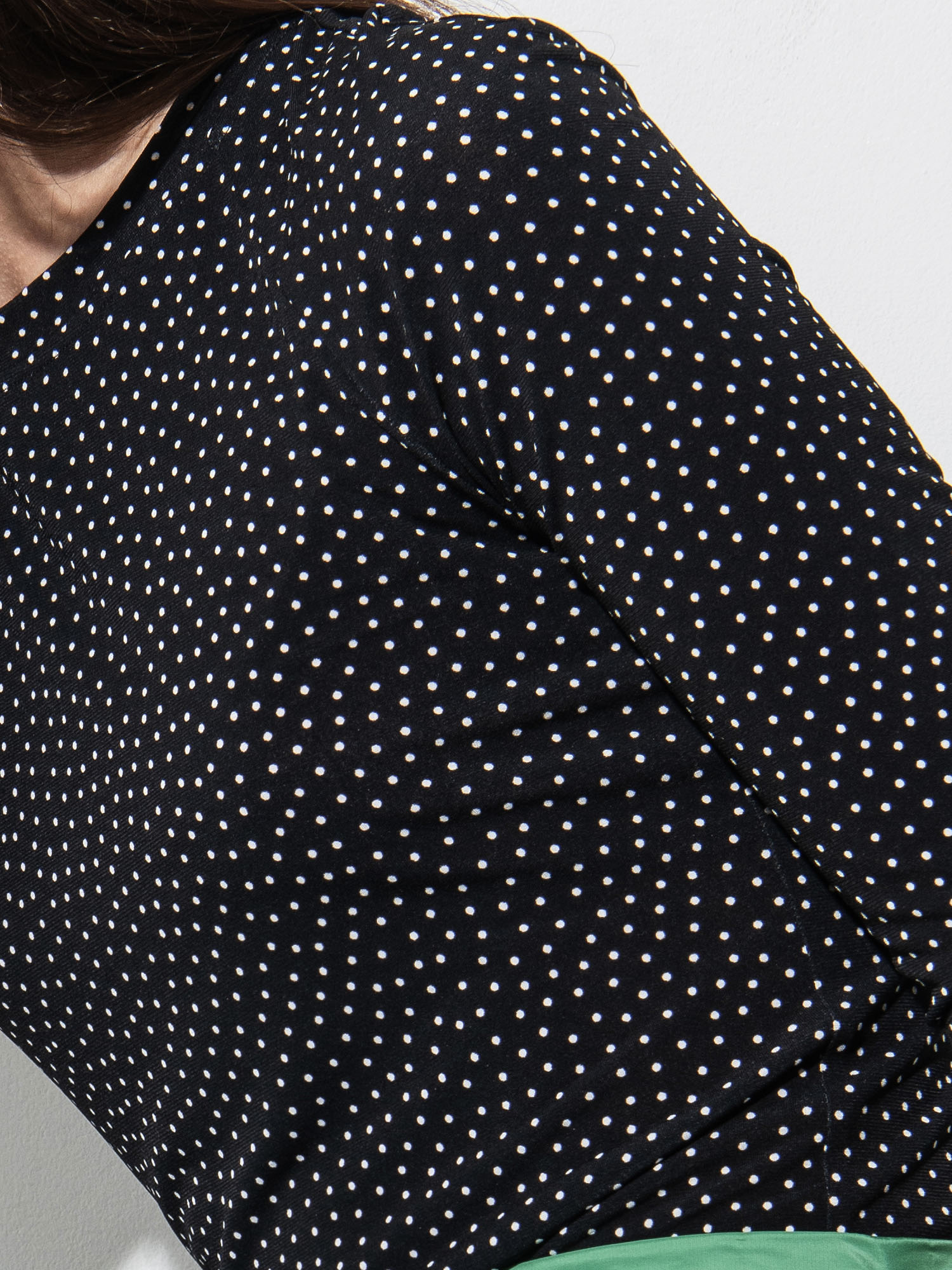 Polka dot stretchy blouse detail • Sassa Björg