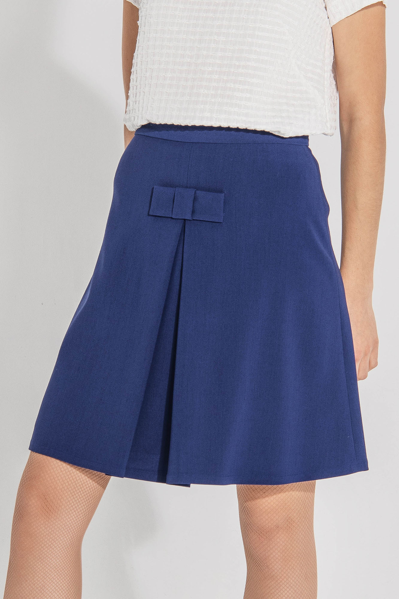 a shaped pleated skirt in cobalt blue crop • Sassa Björg