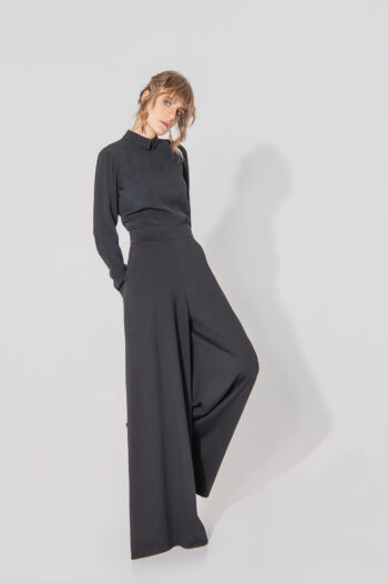 black pants skirt punto di milano leg up • Sassa Björg