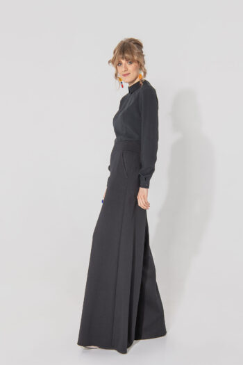 black pants skirt punto di milano side • Sassa Björg