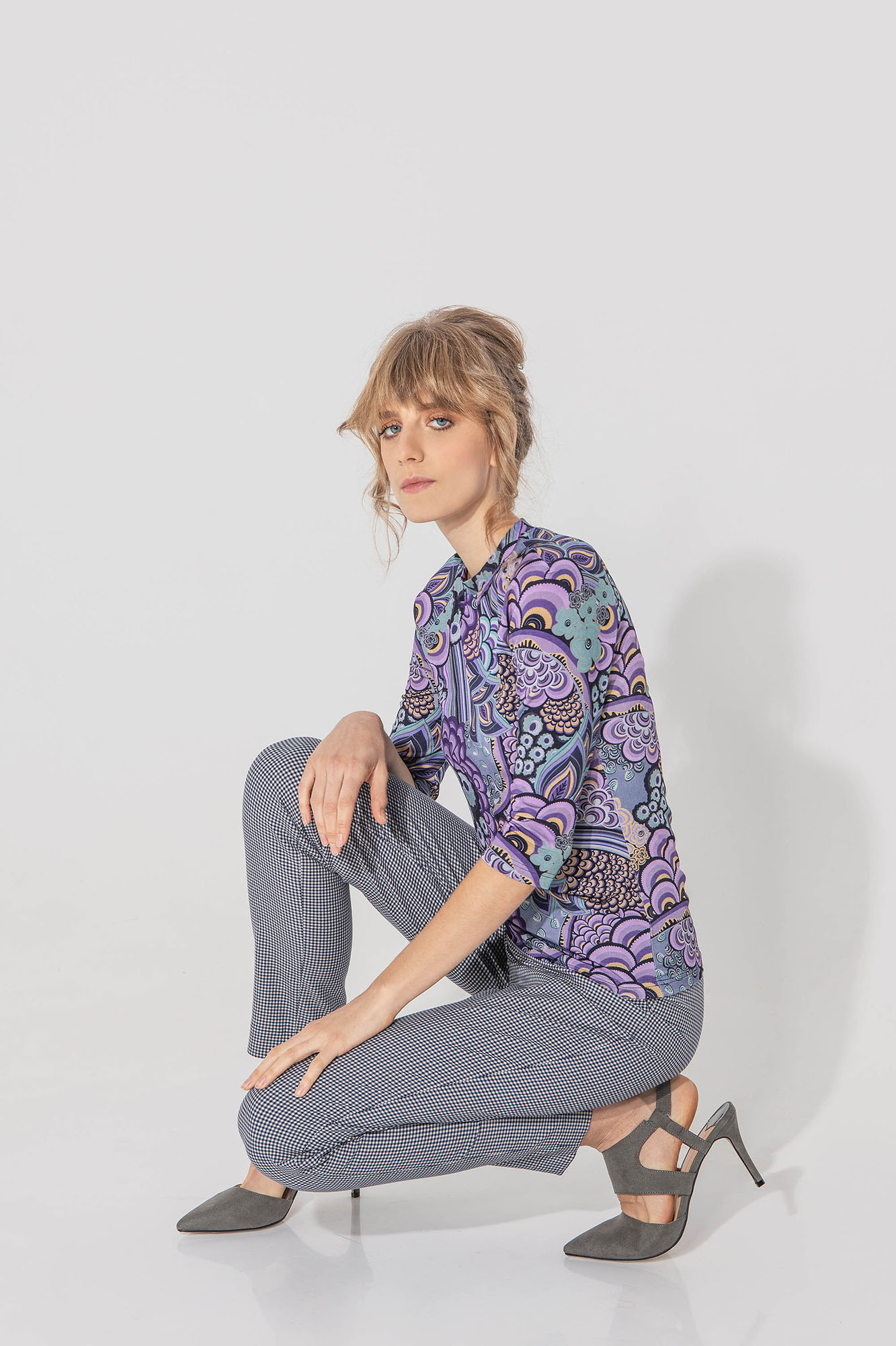 purple geometric flowers t shirt side • Sassa Björg
