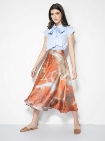 light blue shirt w exaggerated bow full • Sassa Björg