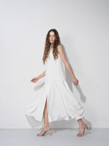 endless buttons dress side • Sassa Björg