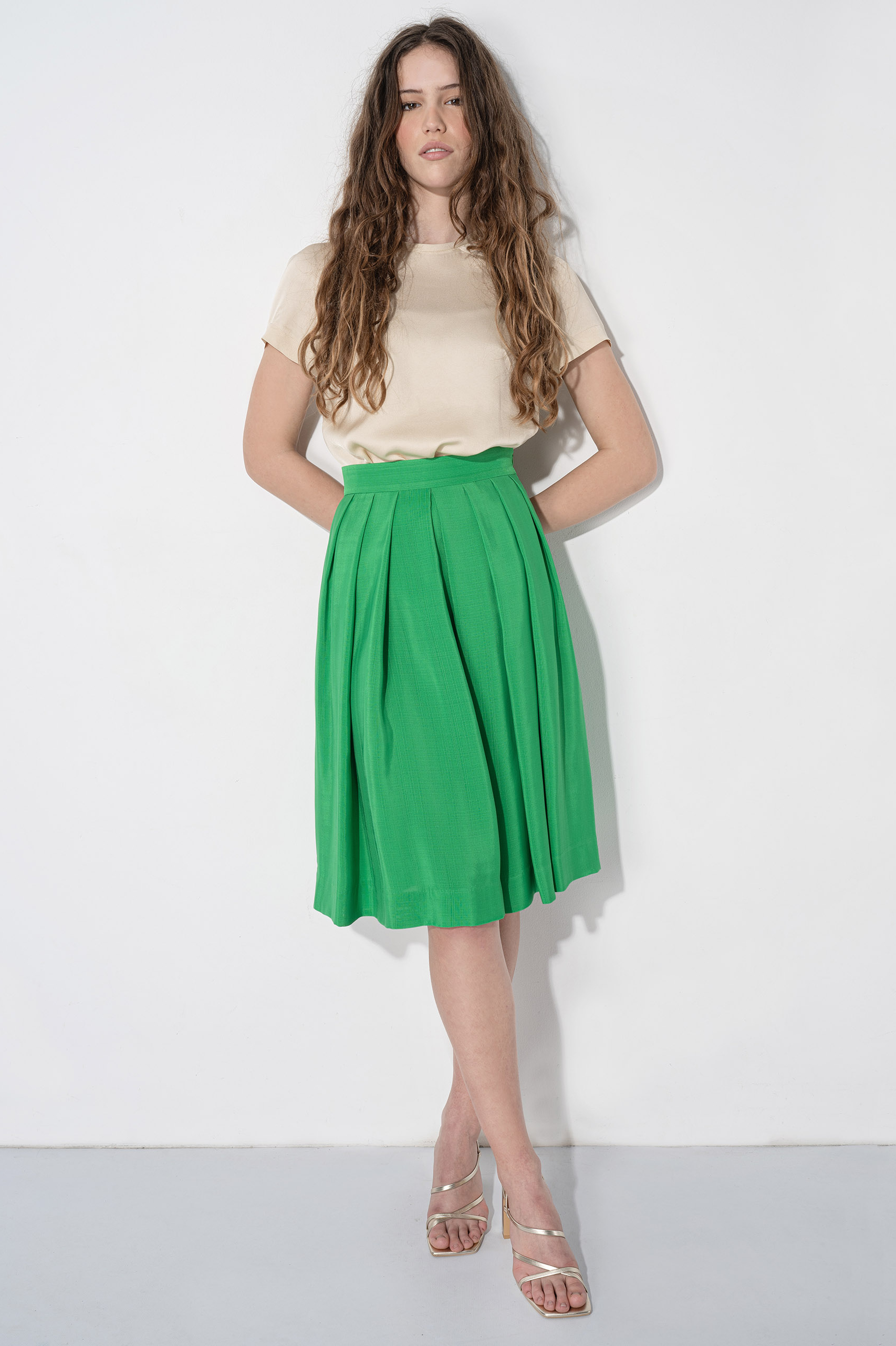 lush green pleated skirt uai • Sassa Björg