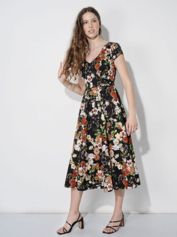 night garden dress leaning • Sassa Björg