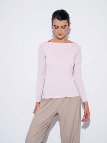 boatneck blouse powder pink crop • Sassa Björg