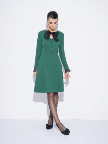 green crepe dress w tulle bow featured • Sassa Björg