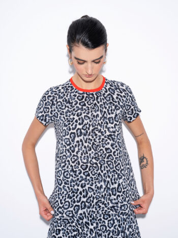 snow leopard print blouse untucked • Sassa Björg