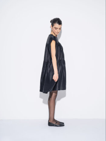 tiered dress black and blue sheen side • Sassa Björg