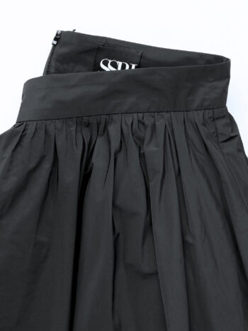 dark cinderella skirt up close • Sassa Björg