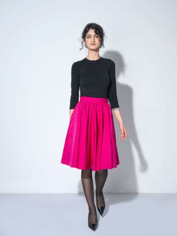 magenta poppy skirt walking • Sassa Björg