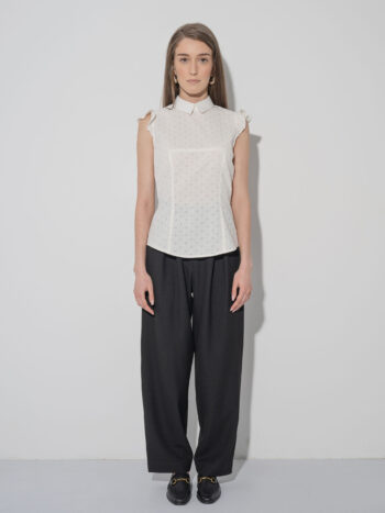 embroidered blouse back buttons • Sassa Björg