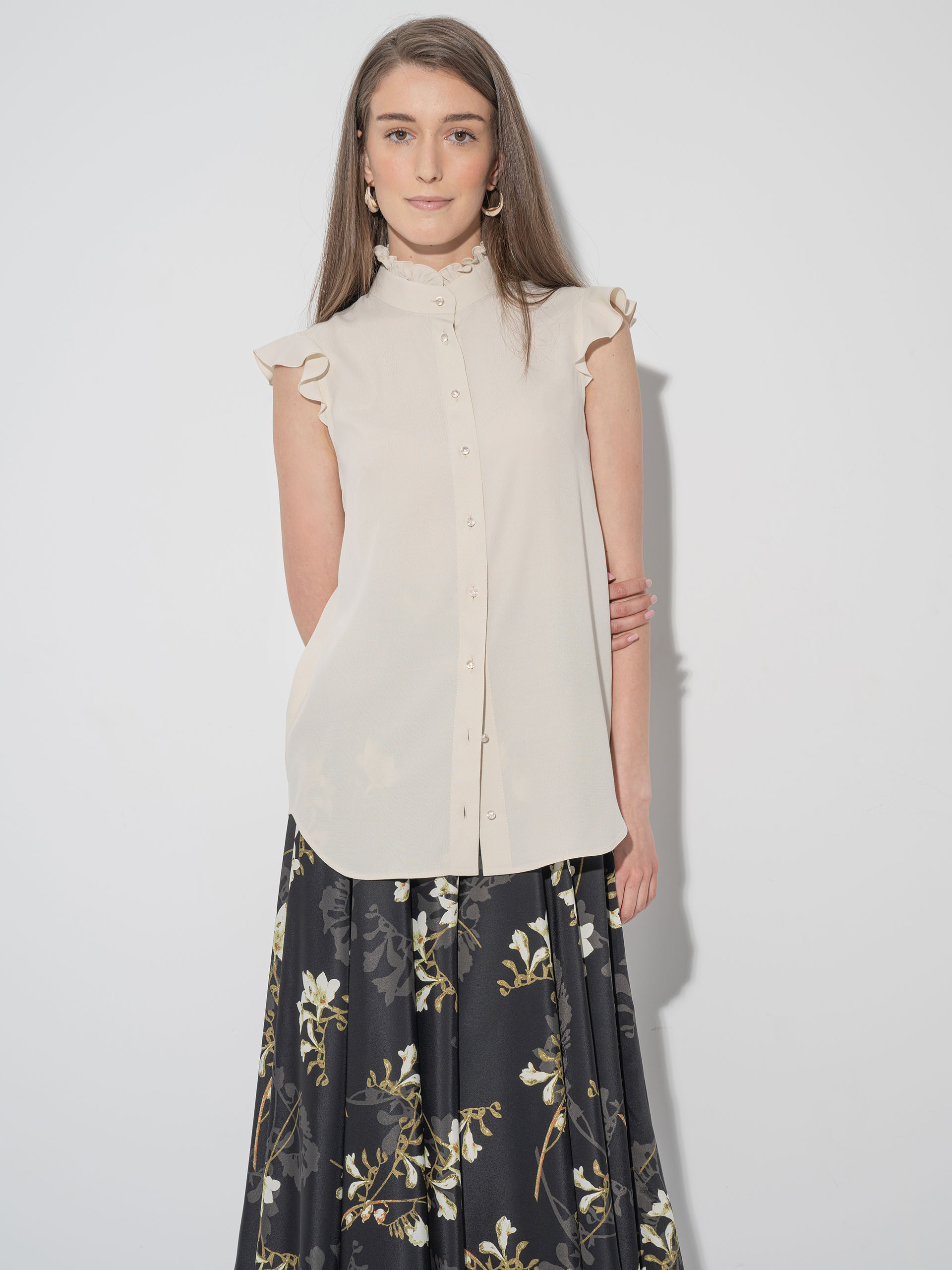 grey beige button up blouse • Sassa Björg