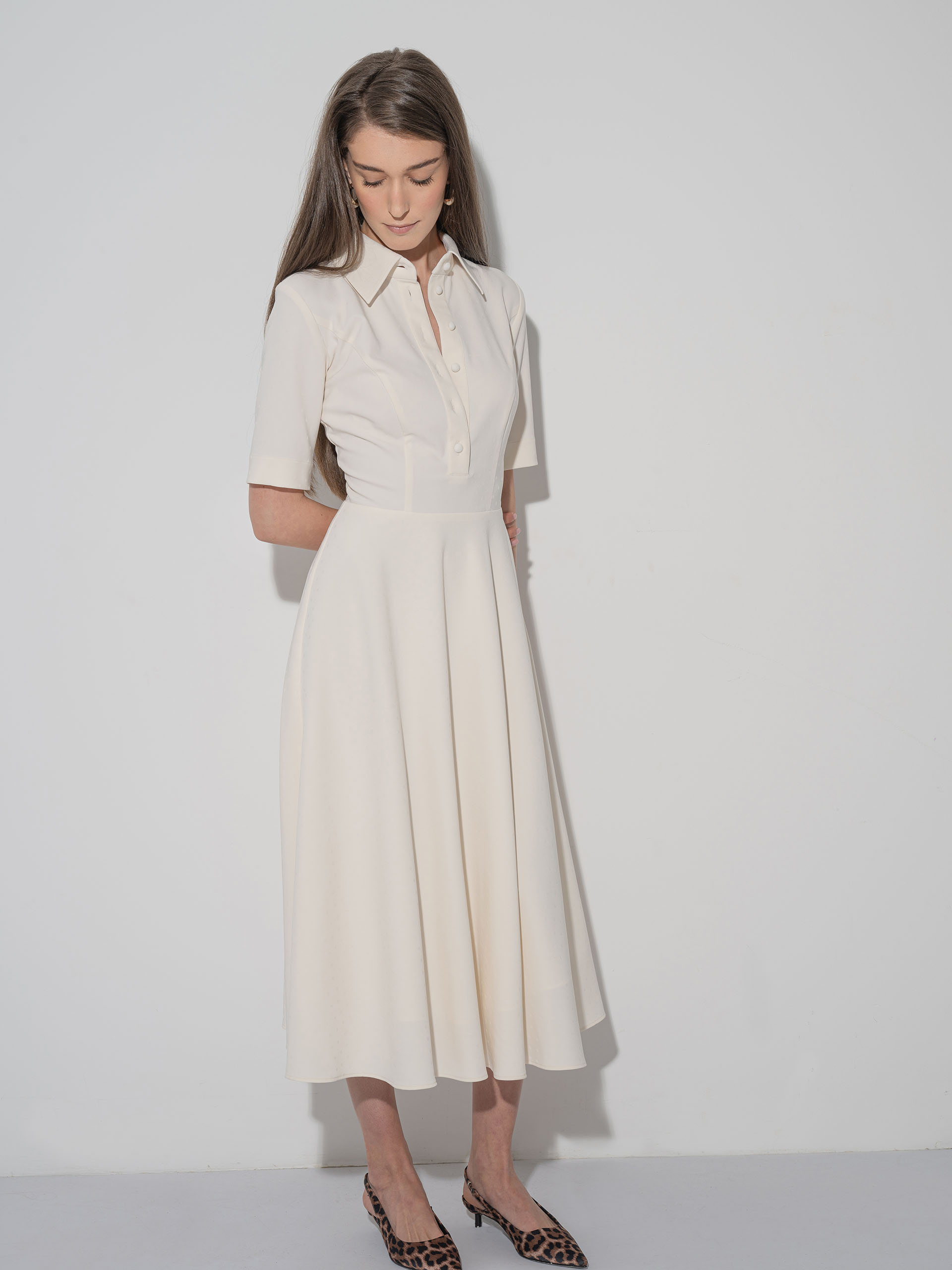 ivory midi textured dress w collar • Sassa Björg