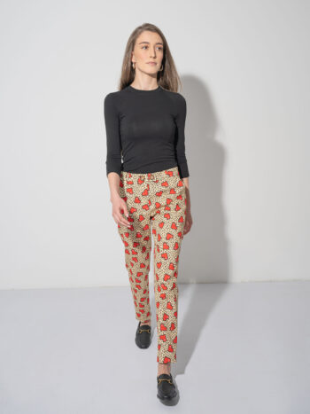 pixelated hearts pants walking • Sassa Björg