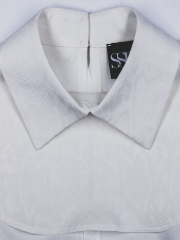 white detachable collar python texture • Sassa Björg