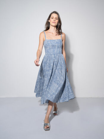 strappy blue chequered dress walking • Sassa Björg