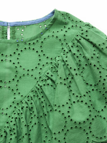 lace embroidery blouse w ruffle fabric • Sassa Björg