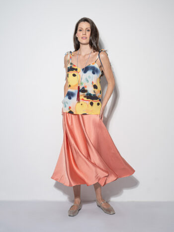 peach satin skirt twirl • Sassa Björg