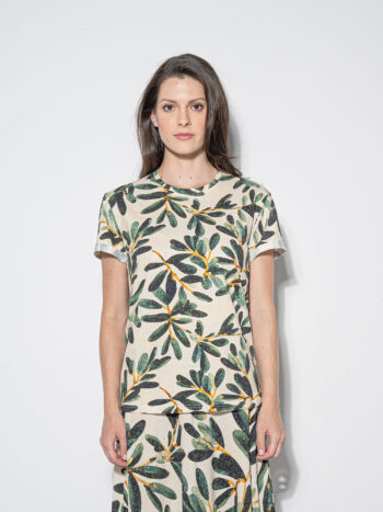 tee w cuffed sleeve olive branch crop • Sassa Björg